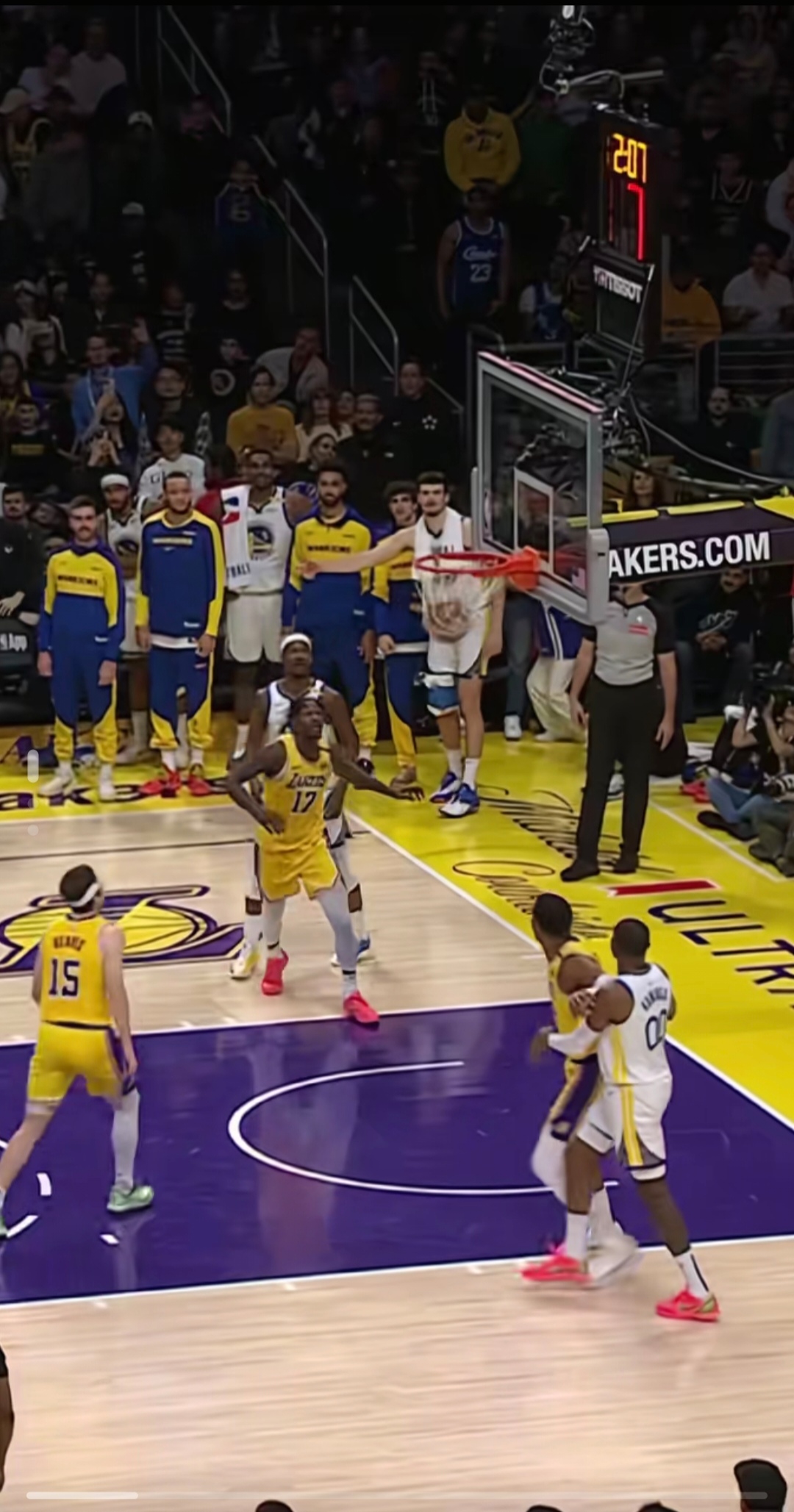 包含NBA常规赛今晨走向成谜，波特兰开拓者强势反弹，压力陡增，控场能力受关注的词条