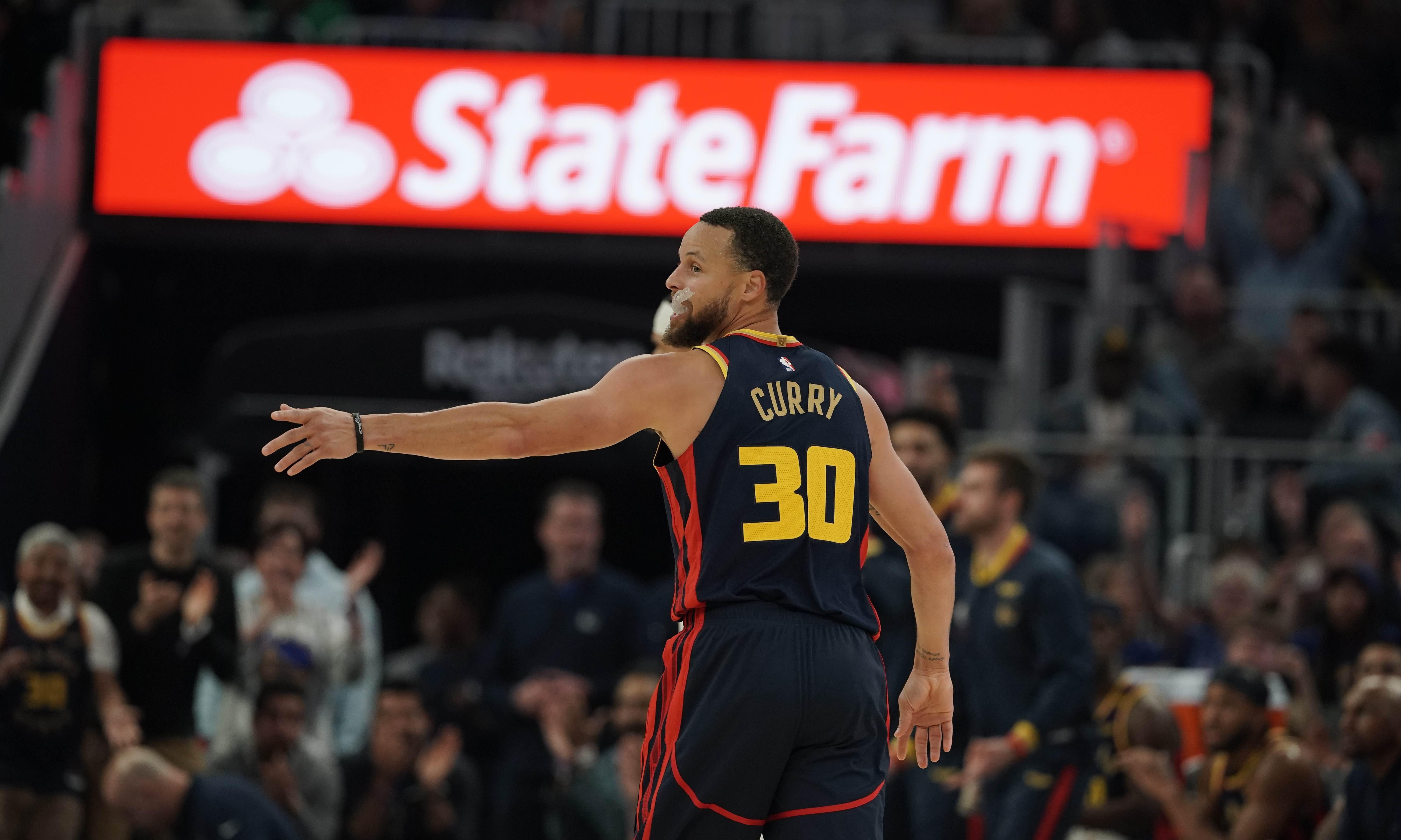 包含NBA常规赛今晨走向成谜，波特兰开拓者强势反弹，压力陡增，控场能力受关注的词条